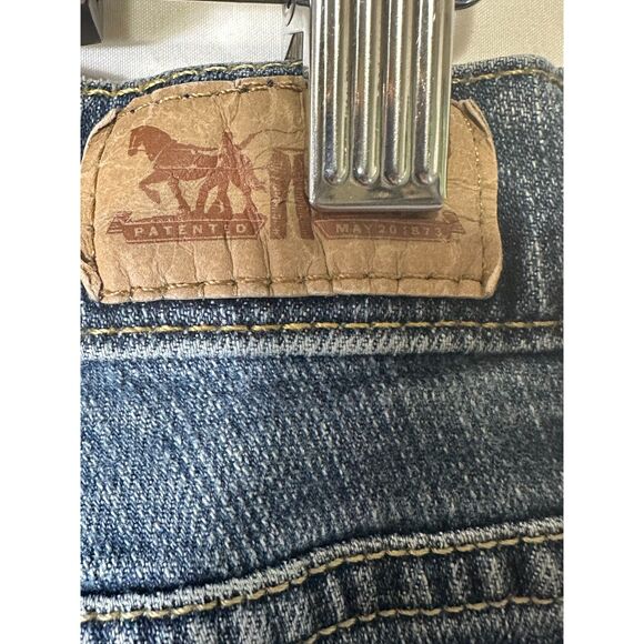 Levi's Women's 553 Boot Cut Mid Rise Classic Blue Jeans, Size 14L (31x33) - Picture 4 of 4